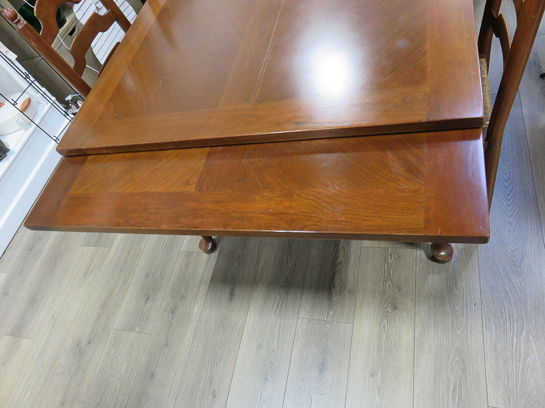 Cherry Dining Table & Chairs Set