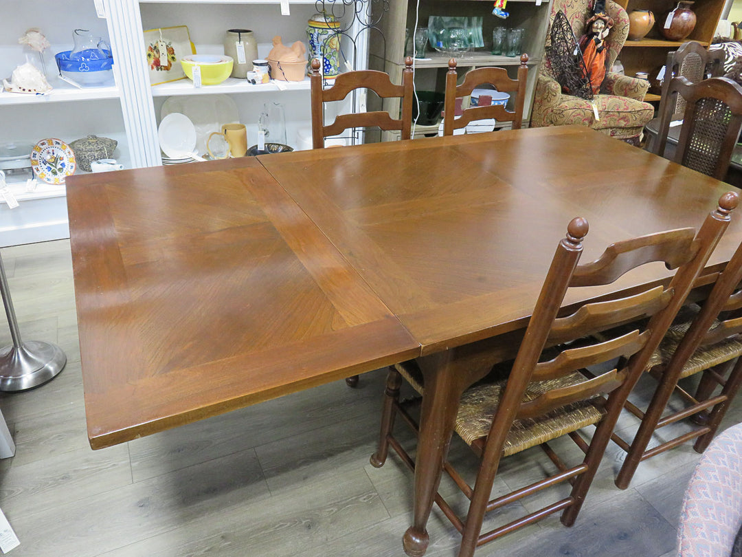 Cherry Dining Table & Chairs Set