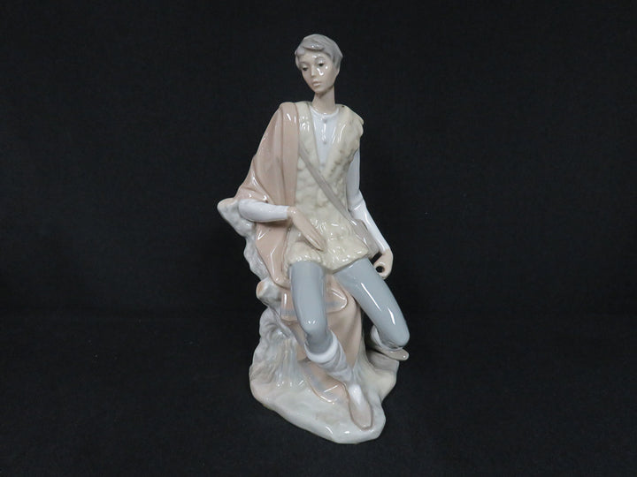 Lladró Figurine