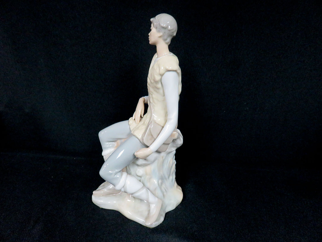 Lladró Figurine
