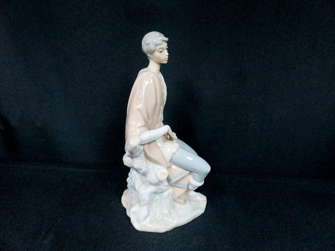 Lladró Figurine