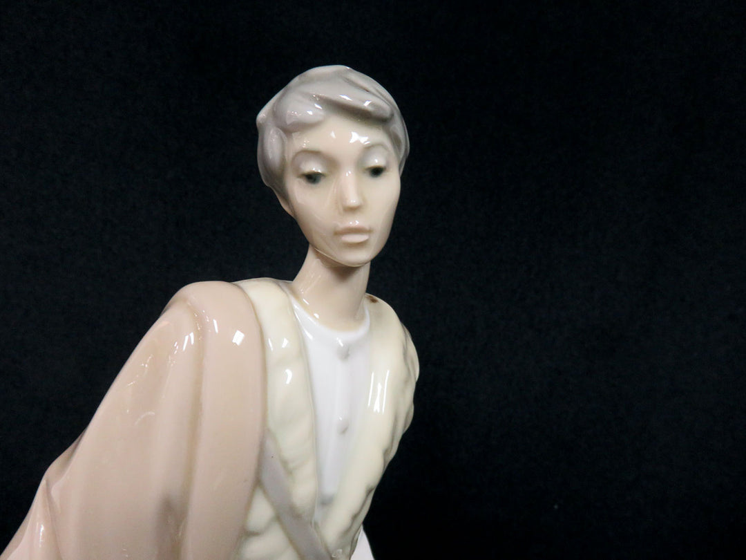 Lladró Figurine