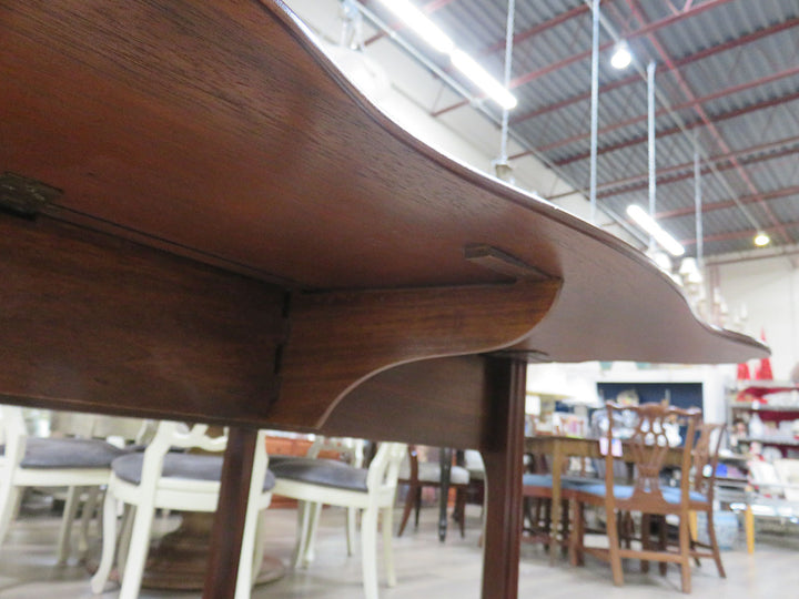 Baker Furniture "Charleston" Drop Leaf Table