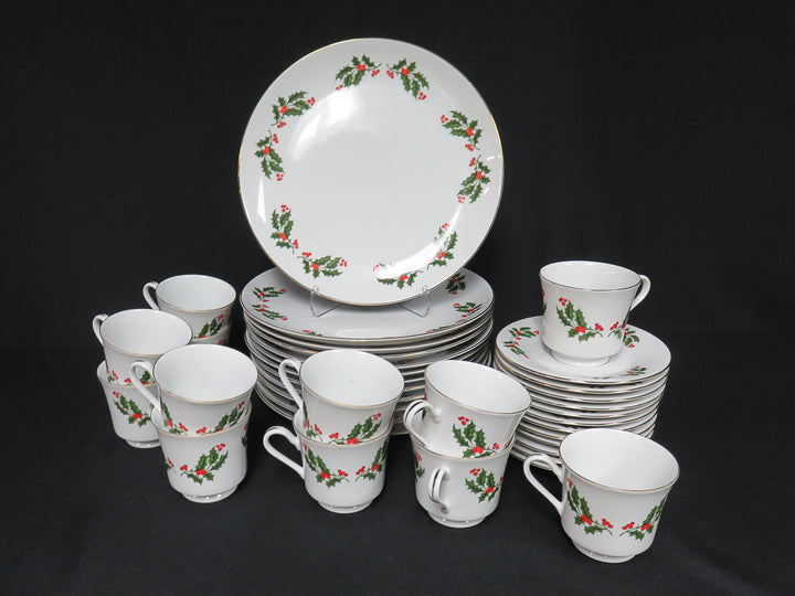 Kashima "Christmas Holly" China Set