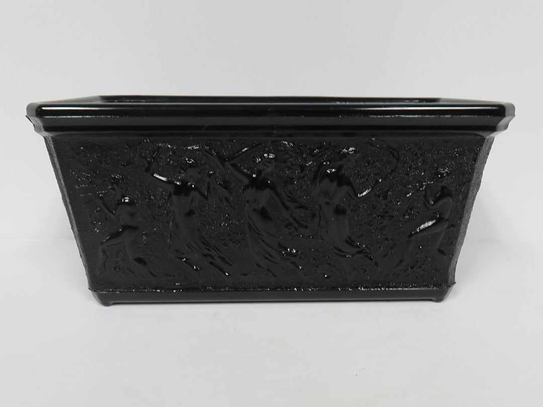 LE Smith Black Planter