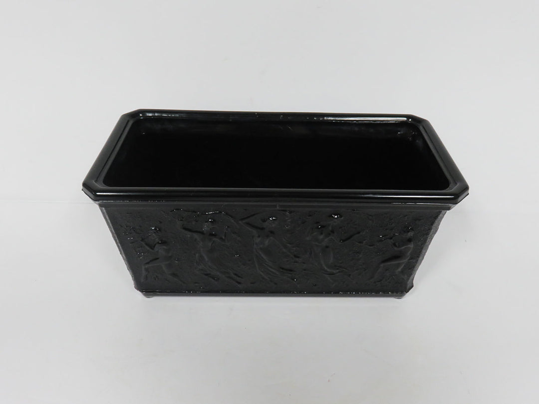 LE Smith Black Planter
