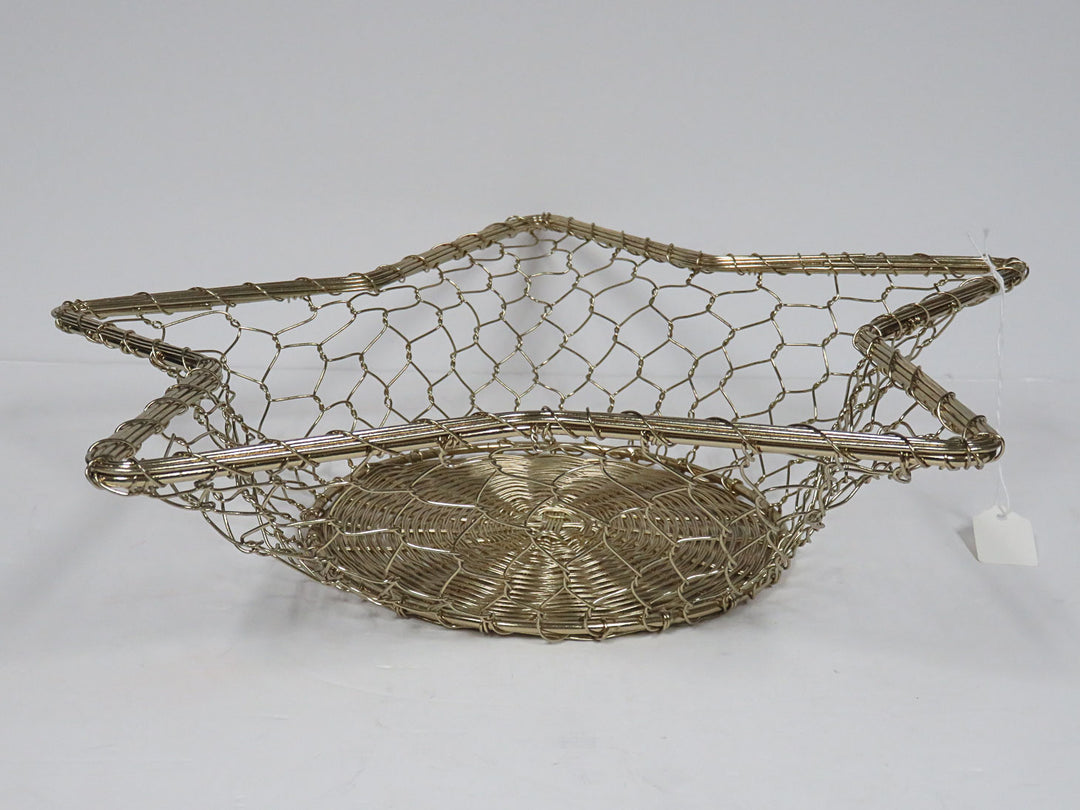 Metal Star Shaped Basket