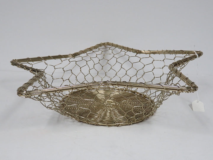 Metal Star Shaped Basket
