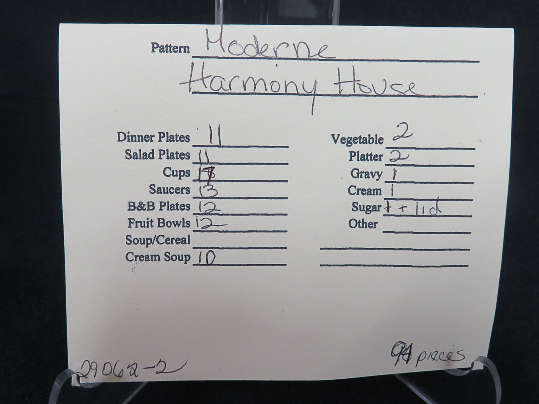 Harmony House Moderne China Set