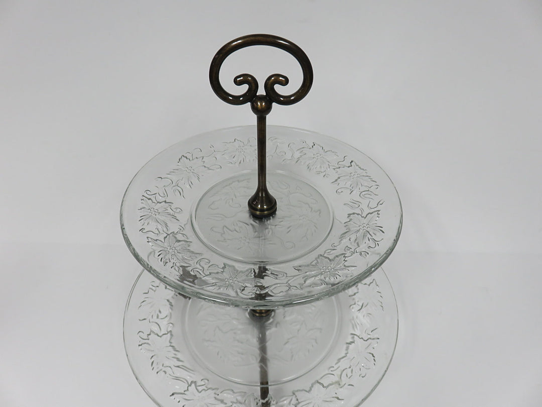 Clear and Frosted Tiered Server