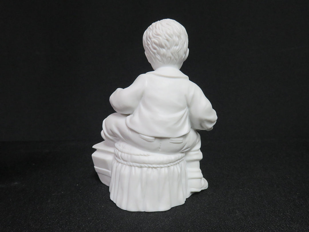 Department 56 Winter Silhouette Figurines