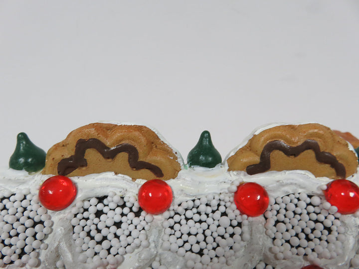 Byers Choice Gingerbread House