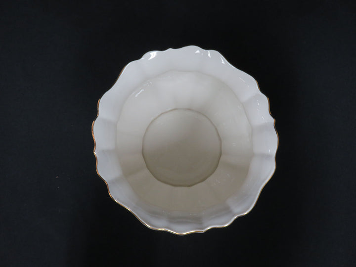 Belleek Cachepot