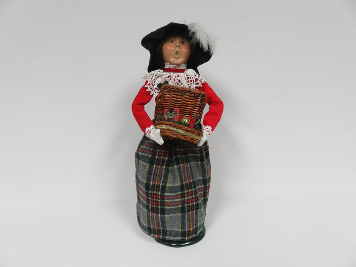 Byers Choice Gift Lady