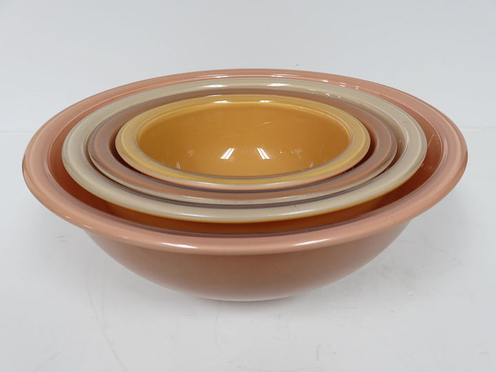 Pyrex Nesting Bowls