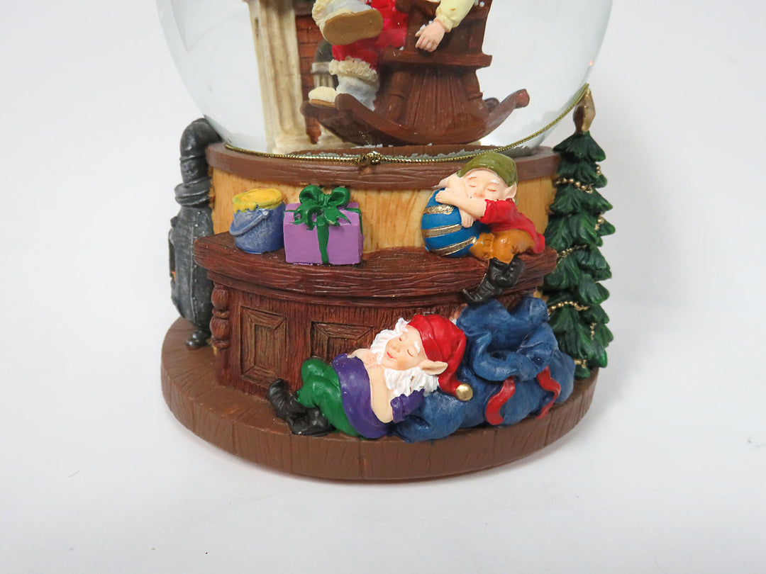 Christmas Snow Globe