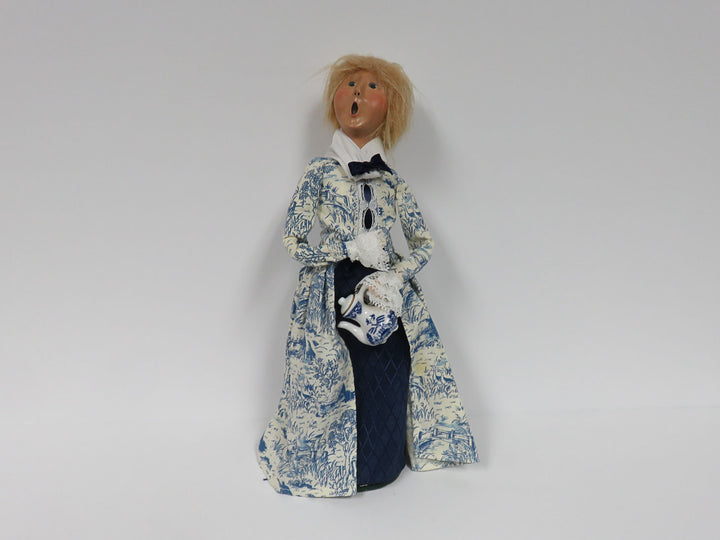 Byers Choice Woman Caroler