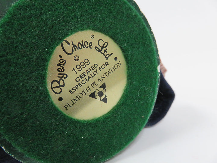 Byers Choice Woman Caroler