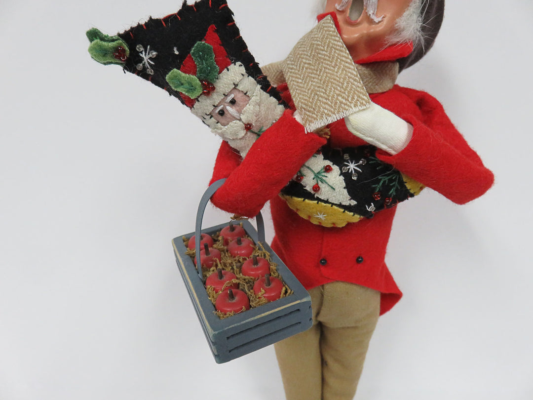 Byers Choice Limited Edition Caroler