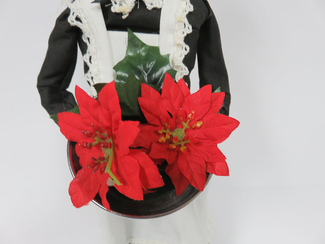 Byers Choice Woman in Apron