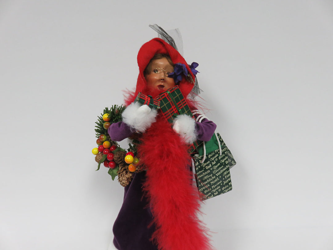 Byers Choice Shopper