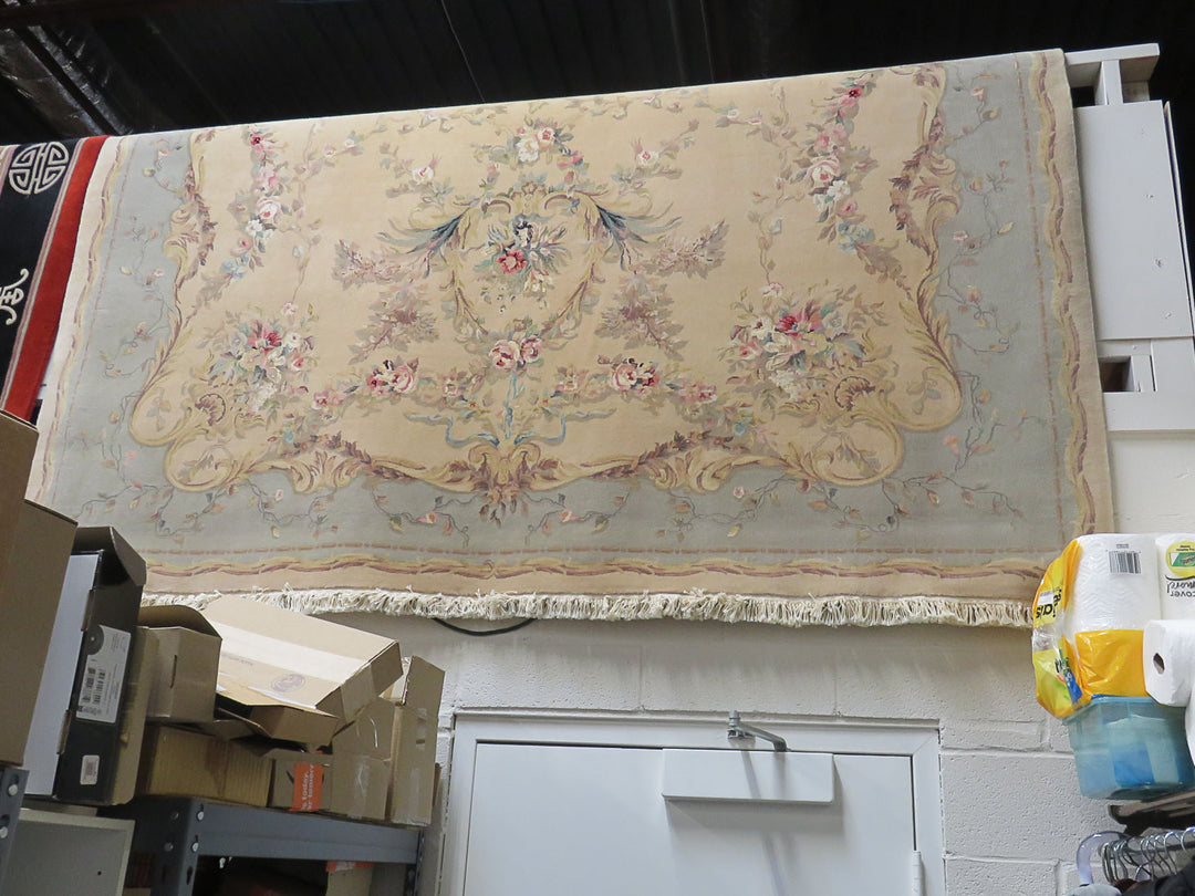 Hand Knotted Floral Area Rug