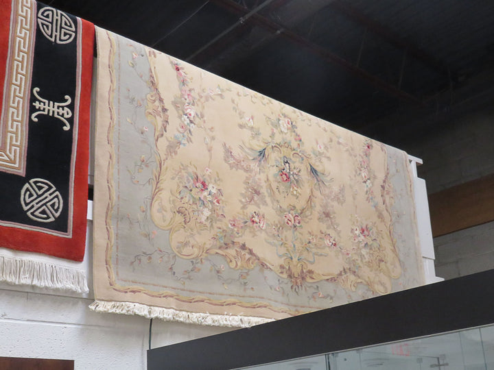 Hand Knotted Floral Area Rug