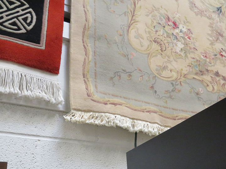 Hand Knotted Floral Area Rug