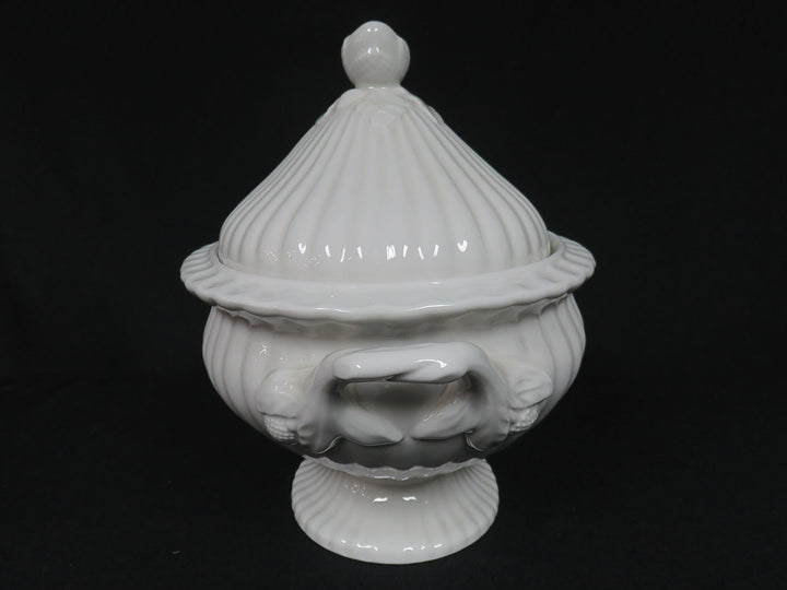 Red-Cliff Soup Tureen