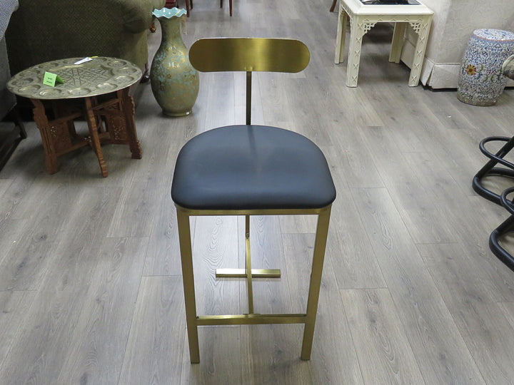 Contemporary Pill Counter Stool