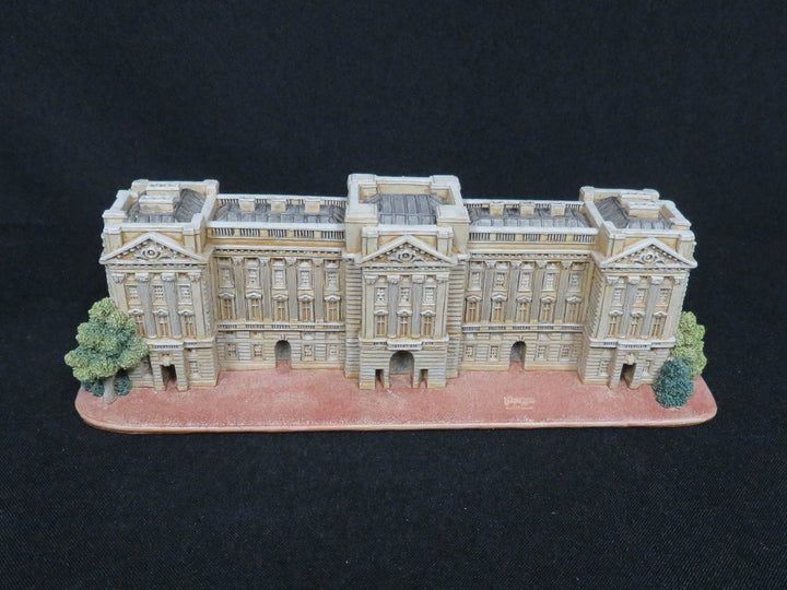 Lilliput Lane Buckingham Palace