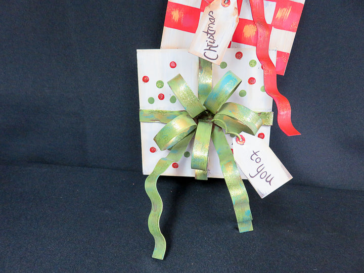Metal Christmas Wall Hanging