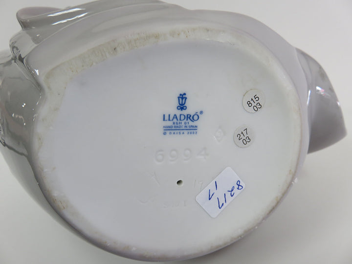 Lladró "Birth of Jesus" Figurine