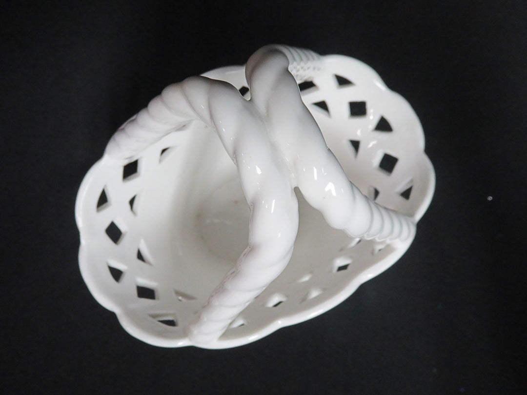 Mikasa "Holiday Lace" Basket