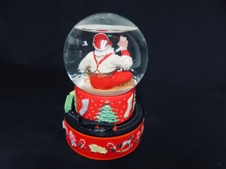 "Coca Cola" Santa Musical Snow Globe