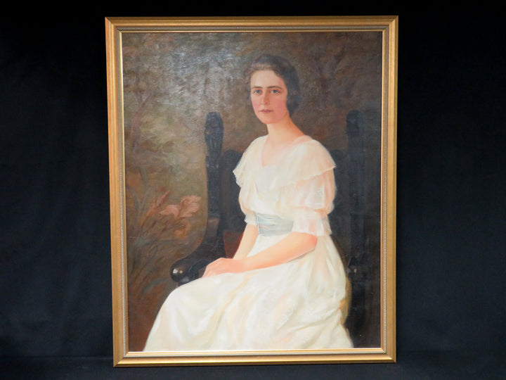 1920s Portrait of Young Woman