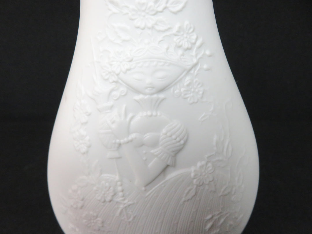 Kaiser Bisque Vase