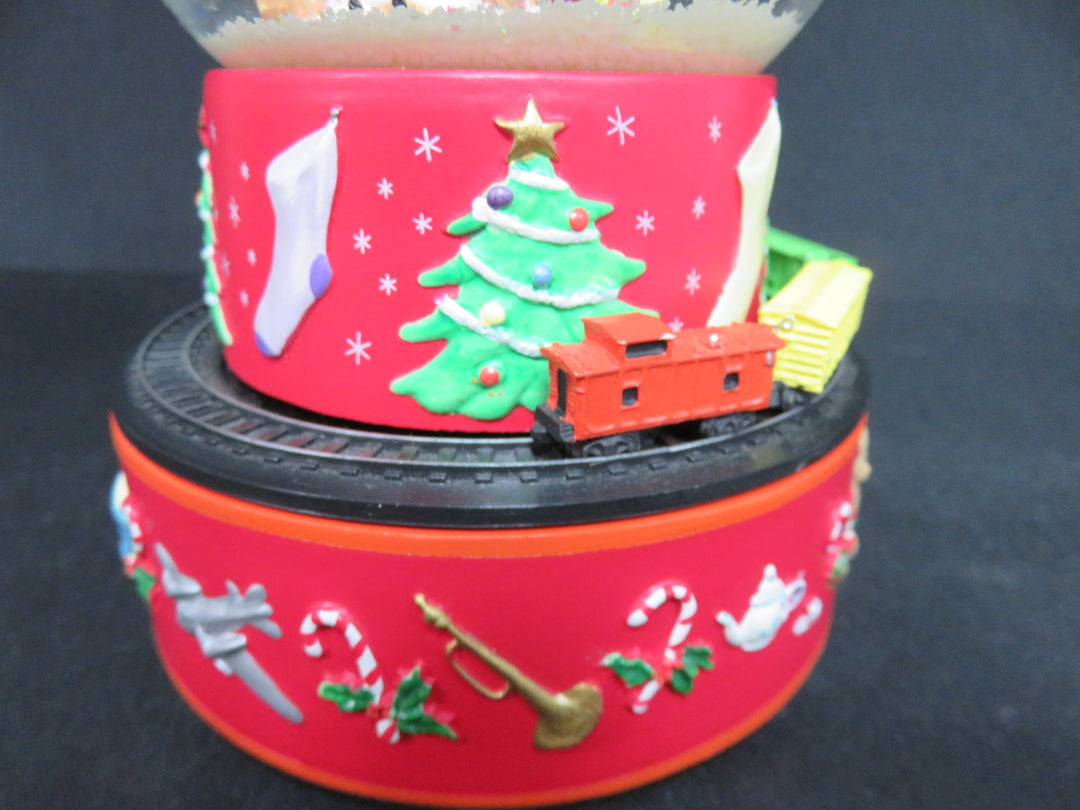 "Coca Cola" Santa Musical Snow Globe