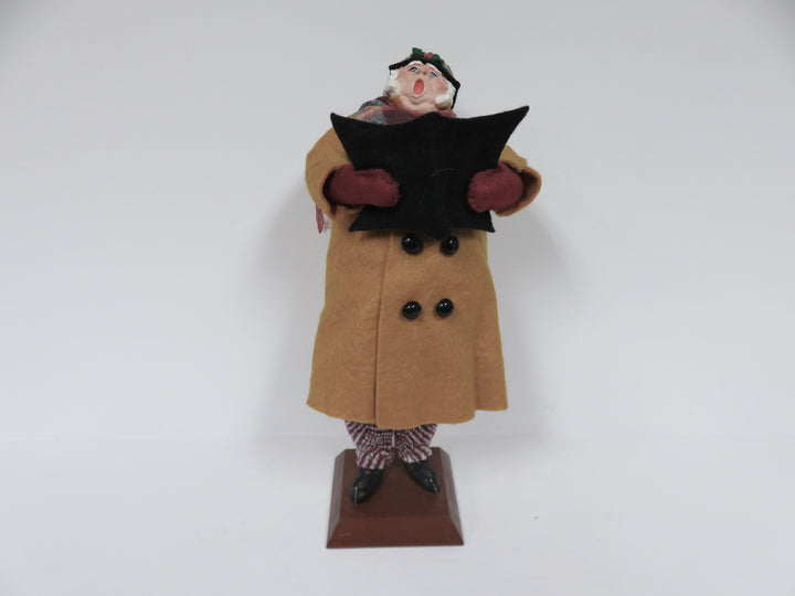 Simpich Christmas Caroler