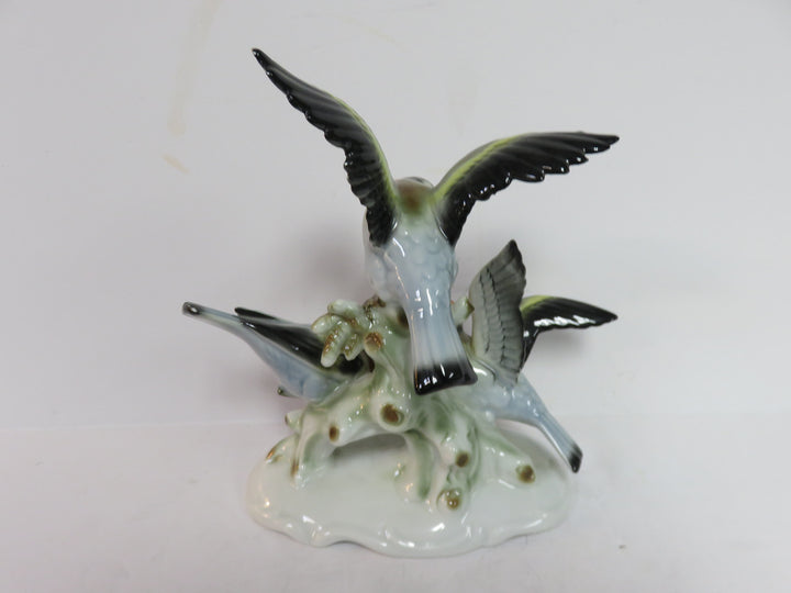Gerold Porzellan Gold Finch Figurine
