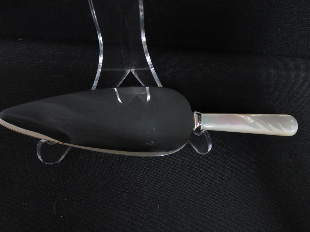 Cake Server