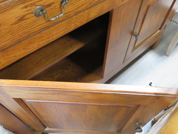 Bob Timberlake Lexington Oak Buffet Cabinet