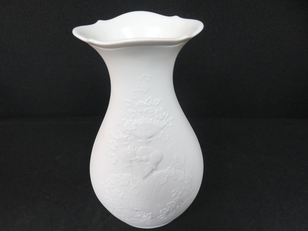 Kaiser Bisque Vase