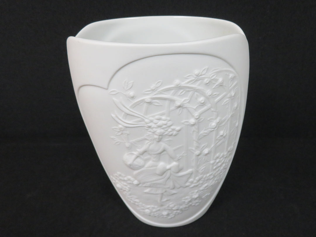 Kaiser Bisque Vase