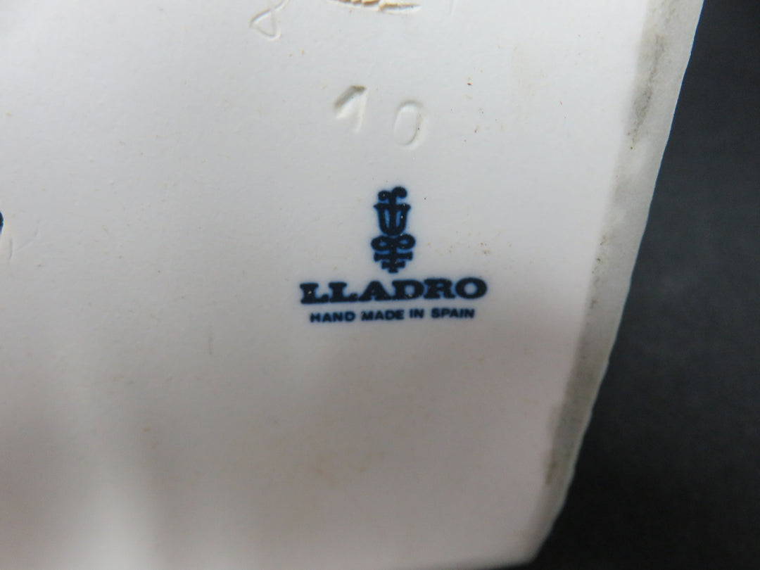 Lladró Figurine
