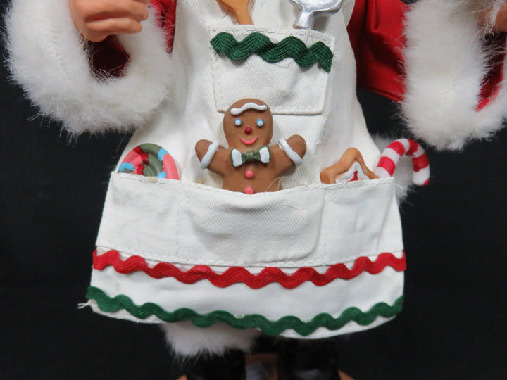 Clothtique Baking Santa