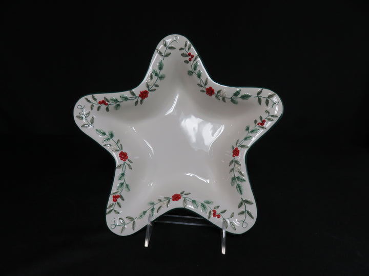 Pfaltzgraff "Winterberry" Bowl