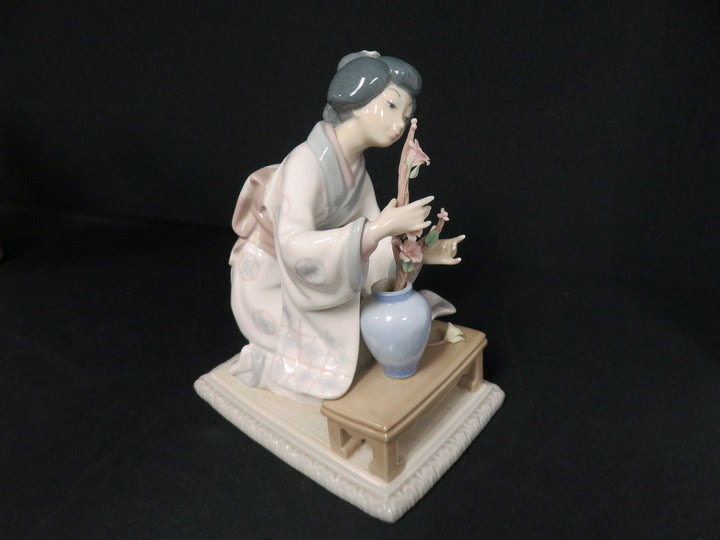 Lladró Figurine