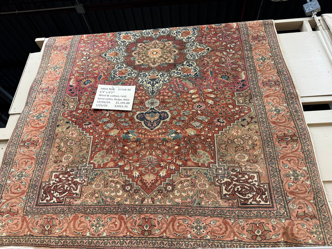 6'4" x 9'2" Kayseri Yun Area Rug