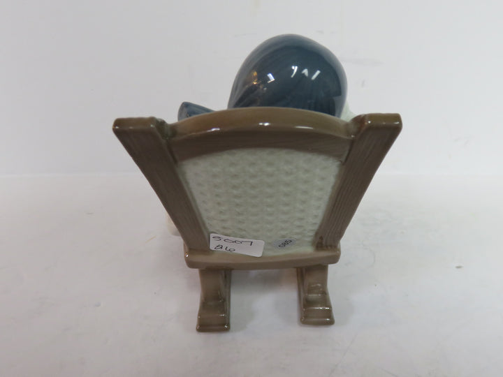 Lladró Nap Time Figurine